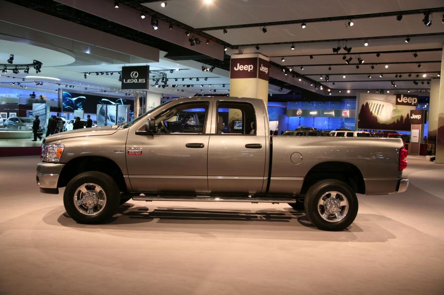  Dodge Ram Heavy Duty 2006 года  (фото 32 из 84)